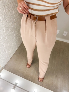 Calça alfaiataria com cinto Mari - comprar online