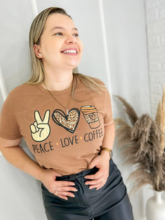 Imagem do T-Shirt Peace, Love & Coffe 100% algodão