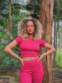 Conjunto Feminino de Alta Elasticidade Com Calça e Blusa Cropped Canelada - Rocha Forte Modas