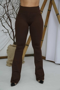Calça legging flare "Bailarina" poliamida - loja online