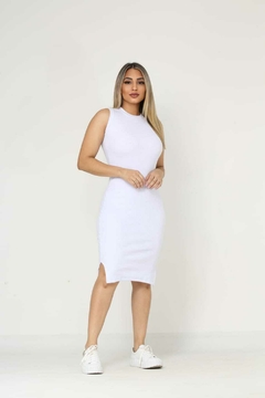 Vestido Regatinha Tubinho Com Fenda Luxuoso na internet