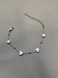 Pulseria Corações Madrepérola Dourado - comprar online