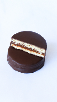 Alfajor de dulce de leche con cobertura de chocolate semiamargo - comprar online