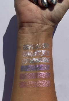 Sombra liquida glitter en internet