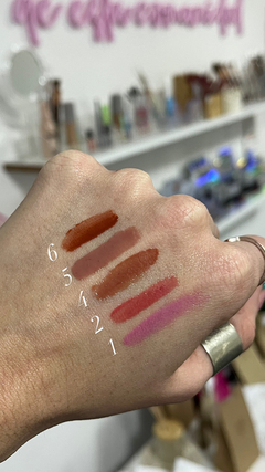 Lip gloss plumper Mely en internet
