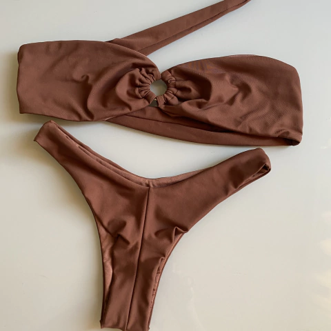 Tomara que caia com calcinha asa delta borboleta marrom