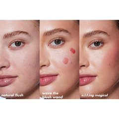 ELF HALO GLOW BLUSH BEAUTY WAND - Rosé you slay en internet