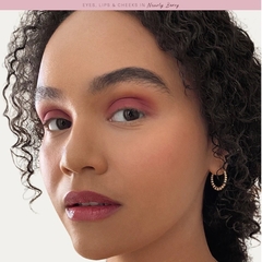 Rare Beauty Stay Vulnerable Melting Cream Blush-Nearly Berry en internet