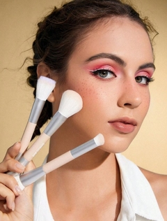 SHEGLAM GLAM 101 FACE ESSENTIALS BRUSH SET WITH BAG - tienda online