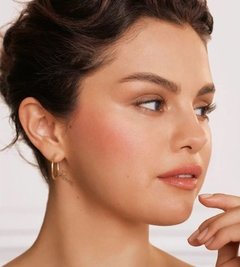Rare Beauty Positive Light Liquid Luminizer Highlight-Mesmerize en internet
