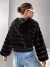 Jaqueta Pelúcia Moda Gringa na internet