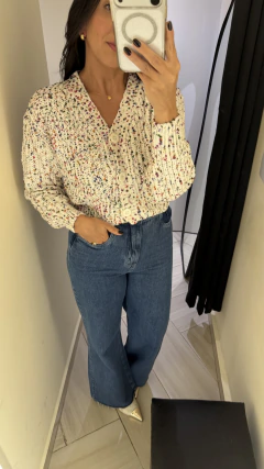 Blusa Tricot Pipoca Botão na internet