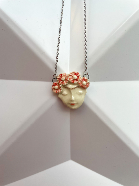 Collar de Frida de cerámica