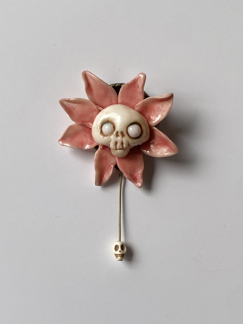 Pin de flor calavera
