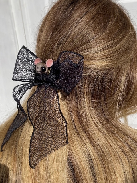 Moño coquette de murciélago