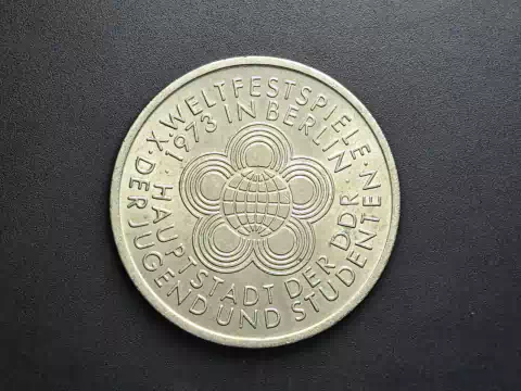 Alemanha Oriental (DDR), 10 Marcos, 1973, Sob, Comem. 10º Festival Mundial de Jovens e Estudantes, Berlim, Cupro Níquel, 31mm