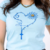 Blusa T-Shirt Fé Rosário Flor Pérolas Azul Bebe - comprar online