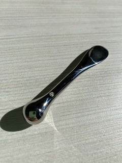 MASAJEADOR CONTORNO DE OJOS CON APLICADOR