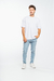 REMERA SHAKUR BASIC OVER WHITE - comprar online