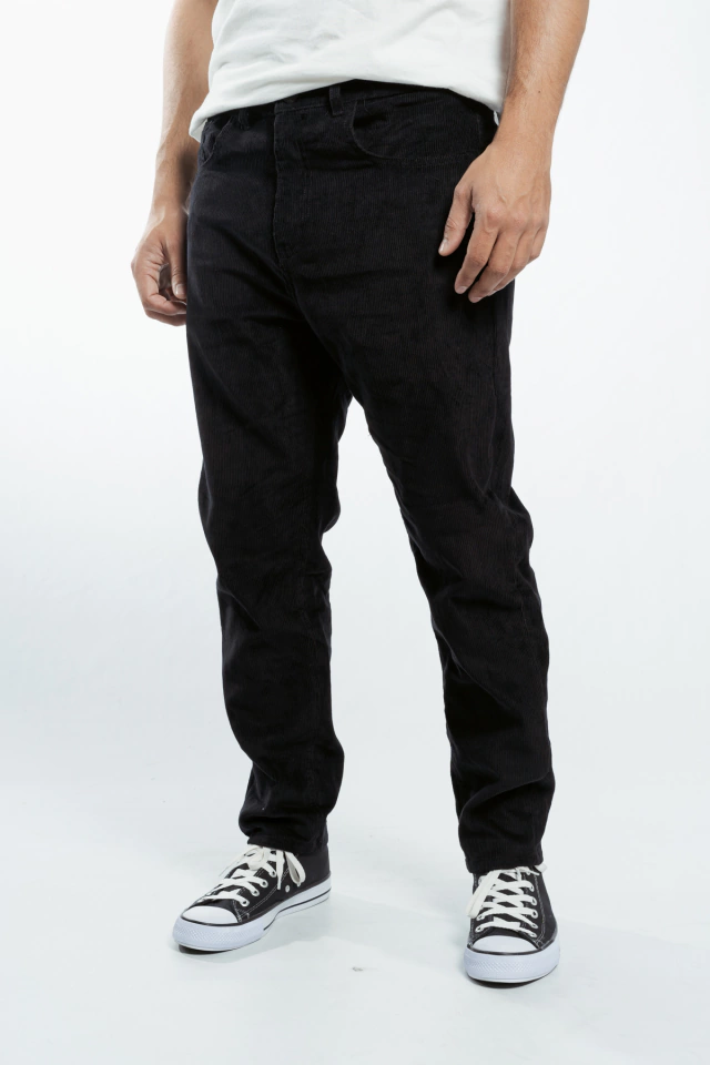PANTALON RENNES MOM CORD BLACK — imagen 2