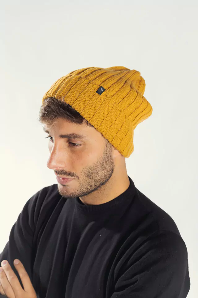 GORRO CHAPELCO MOSTAZA