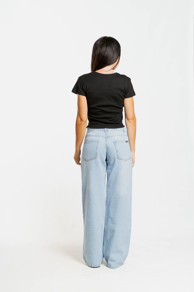 REMERA HARD BORD RULOTE BLACK — imagen 4