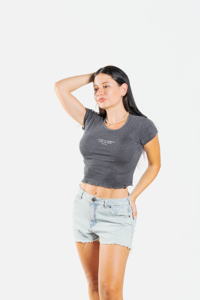 REMERA TAKE A BITE RULOTE TOPO — imagen 3