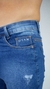 Calça Jeans Escura na internet