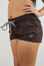 Short feminino infantil marrom com elastano e cordão ajustável.