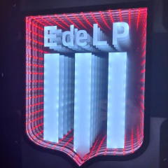 Escudo Sinfín Estudiantes espejo luz led - comprar online