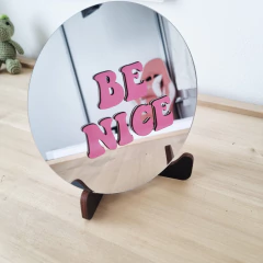 Cuadro espejado Be Nice