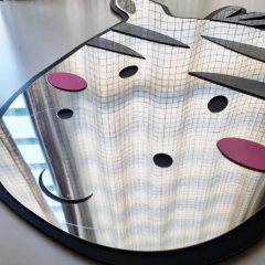 Espejo Acrílico Cebra inastillable con detalles en color - Trikceri