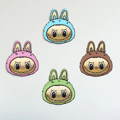 Kit cuadros Labubu, en madera y espejo acrílico dorado - comprar online