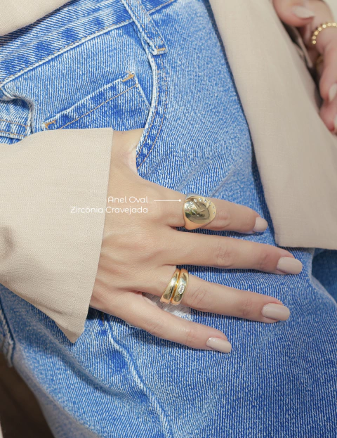 Anel Oval Zircônia Cravejada