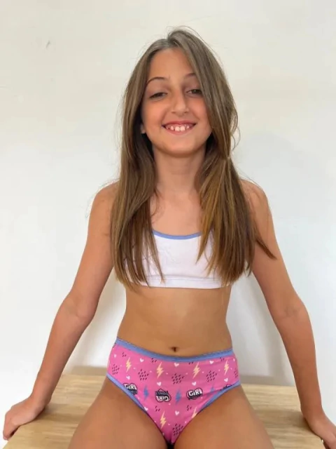 Bombacha de nena tiro corto estampada (929) - comprar online