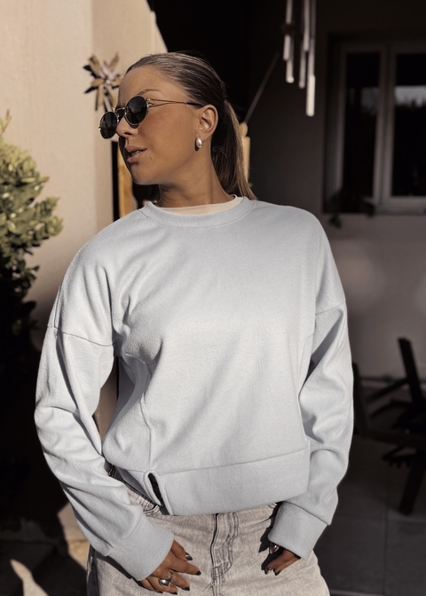 Sweater basico celeste - comprar online
