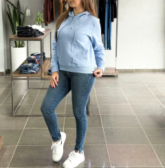 Moletom Tommy Jeans capuz peluciado / assinatura central logo bordado relevo - BRIDI