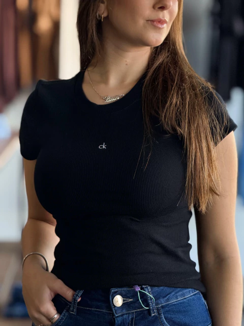 T-shirt Calvin Klein Ribana algodão com elastano - comprar online