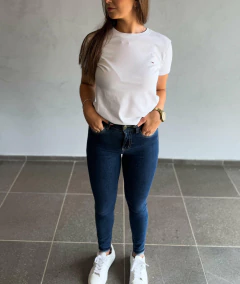 T-shirt Tommy Jeans Soft jersey Tee logo/Peito 100% Algodão regular