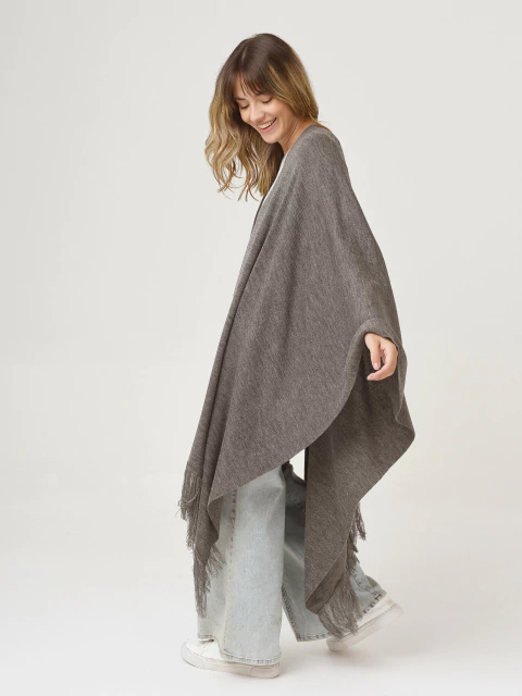 Ruana Flecos - comprar online