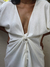 vestido travessia curto linho - off white na internet