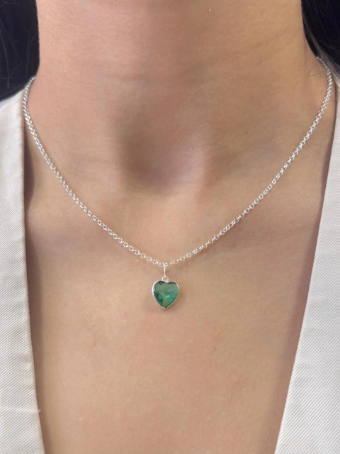 GARGANTILHA ELO PORTUGUÊS + CORAÇÃO VERDE 10MM - comprar online