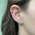 Brinco Ear Cuff Cravejado - comprar online