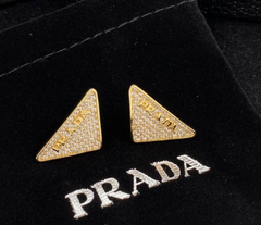 Brinco Triangular Symbole Dourado Italiana
