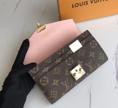 Carteira Louis Vuitton Pallas Rose Ballerine Italiana - comprar online