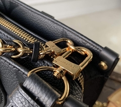 Bolsa Louis Vuitton OnTheGo East West Preta Italiana na internet