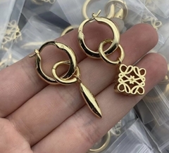 Brinco Loewe Dourado Italiana