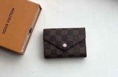 Carteira Louis Vuitton Victorine Damier Ebene Rose Ballerine Italiana