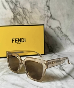 Óculos Fendi Bege Italiana - comprar online