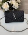Bolsa YSL Envelope Preto Italiana
